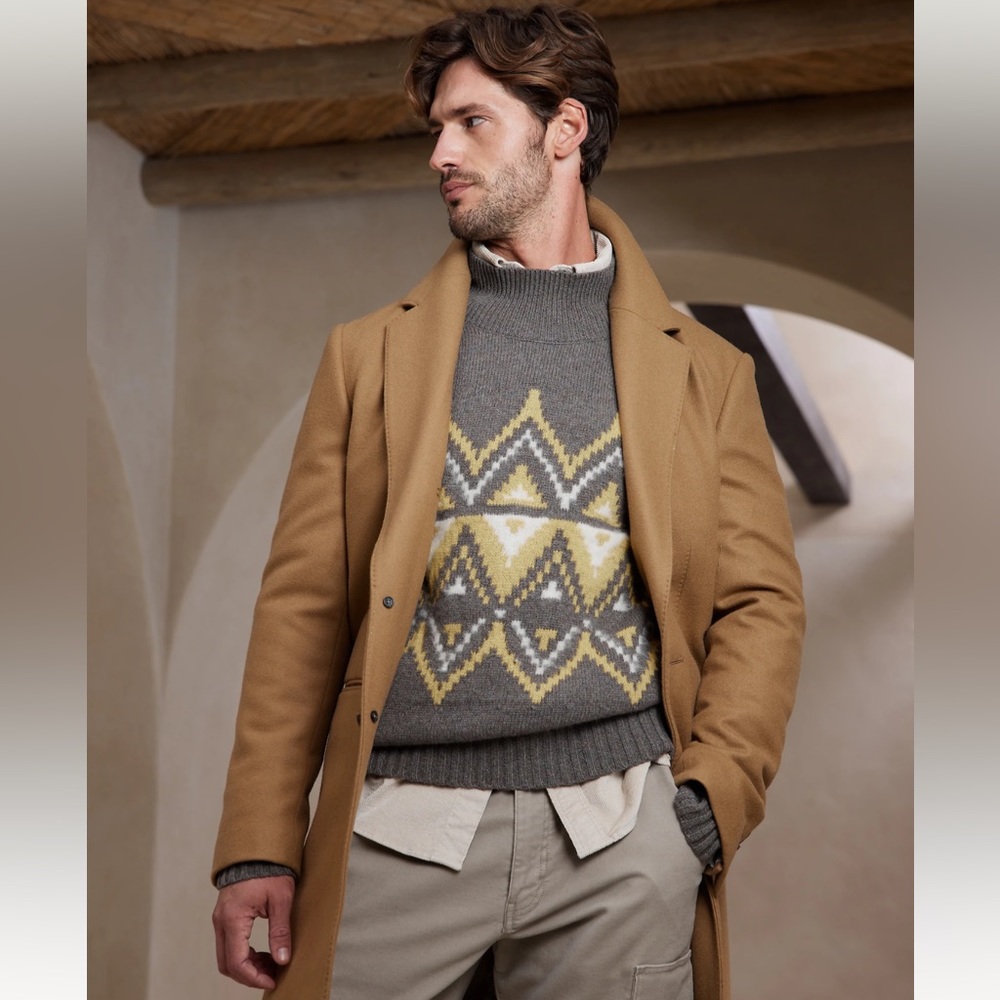 Banana Republic Gray and Yellow Crewneck Sweater